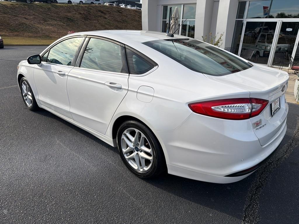 Ford Fusion  2016