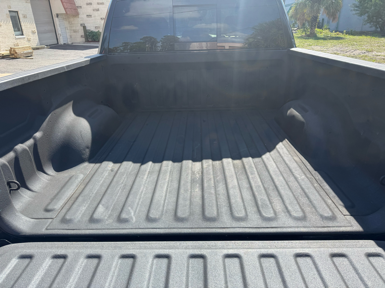 RAM 1500 Limited 4x2 Crew Cab 5'7" Box 2019