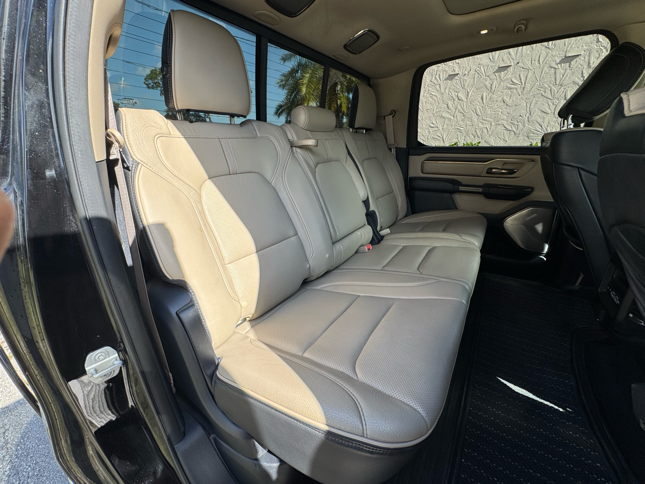 RAM 1500 Limited 4x2 Crew Cab 5'7" Box 2019