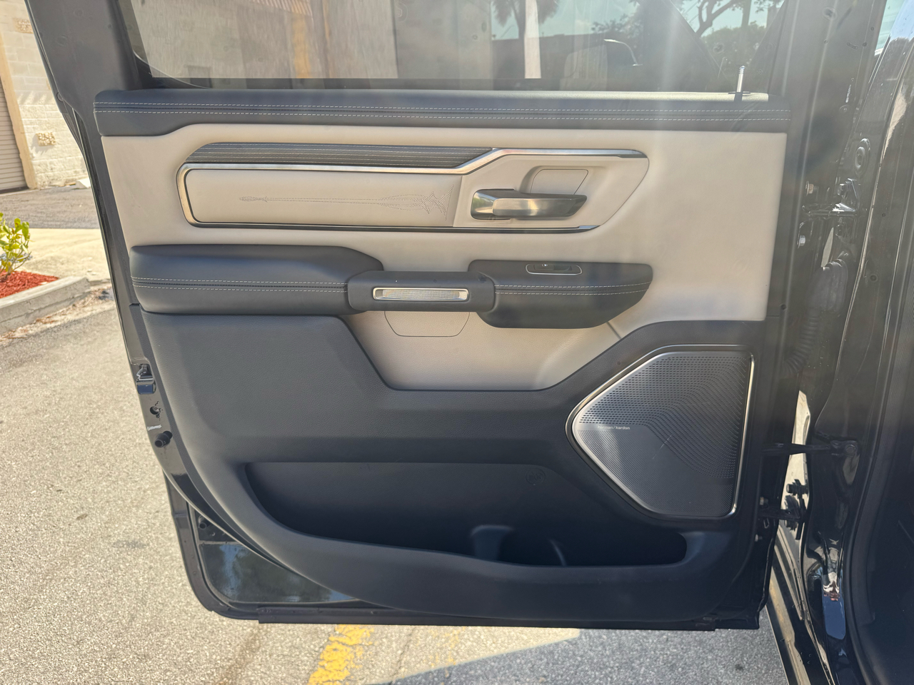 RAM 1500 Limited 4x2 Crew Cab 5'7" Box 2019
