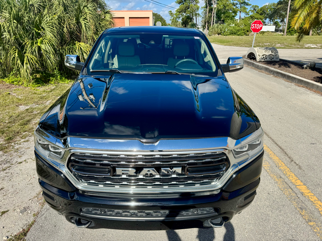 RAM 1500 Limited 4x2 Crew Cab 5'7" Box 2019