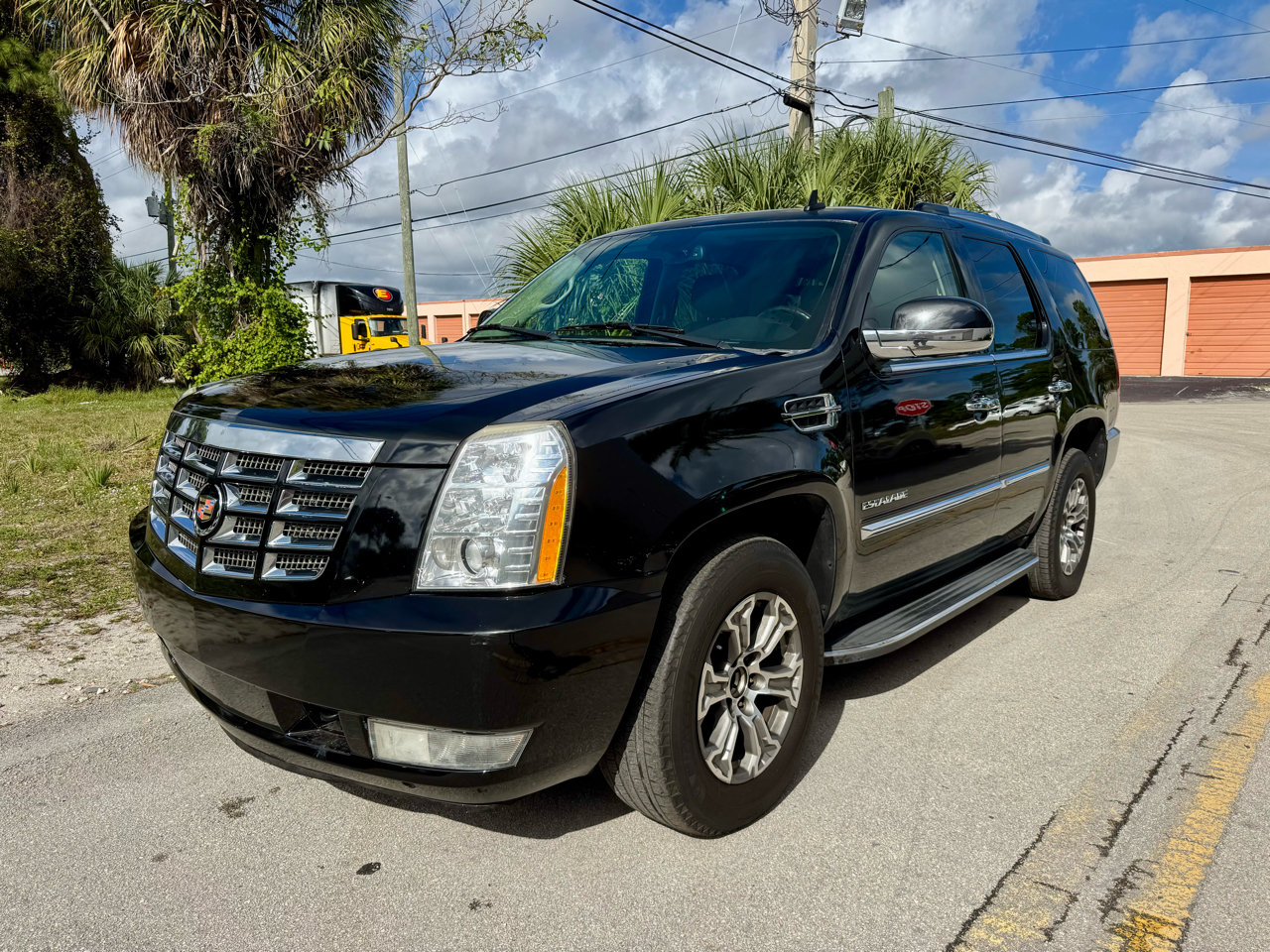 2013 Cadillac Escalade 2WD 4dr Base