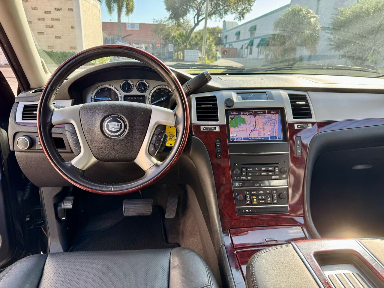 Cadillac Escalade 2WD 4dr Base 2013