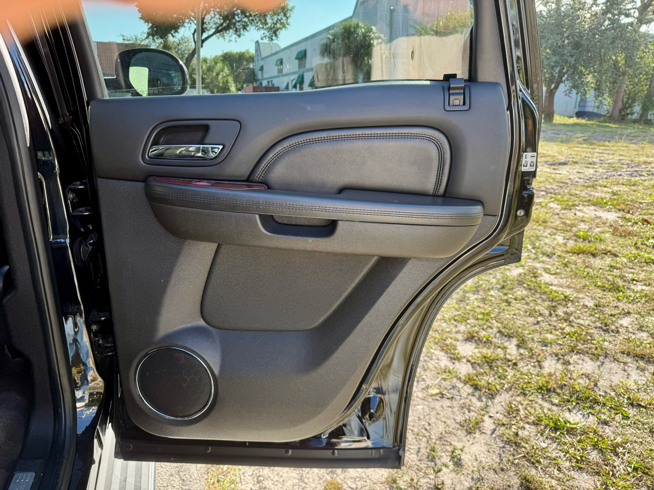 Cadillac Escalade 2WD 4dr Base 2013