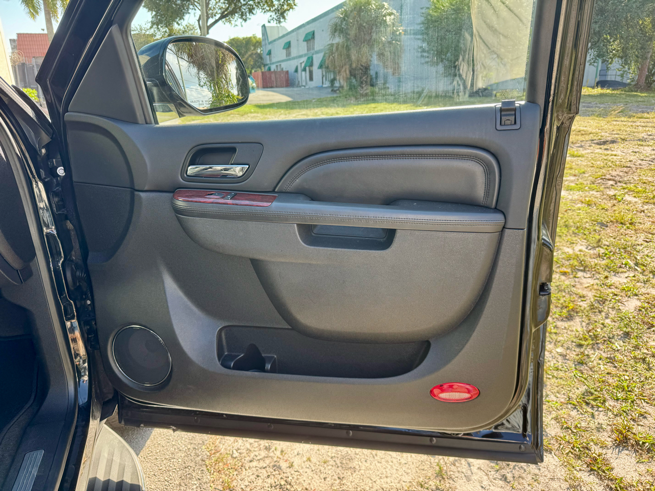 Cadillac Escalade 2WD 4dr Base 2013