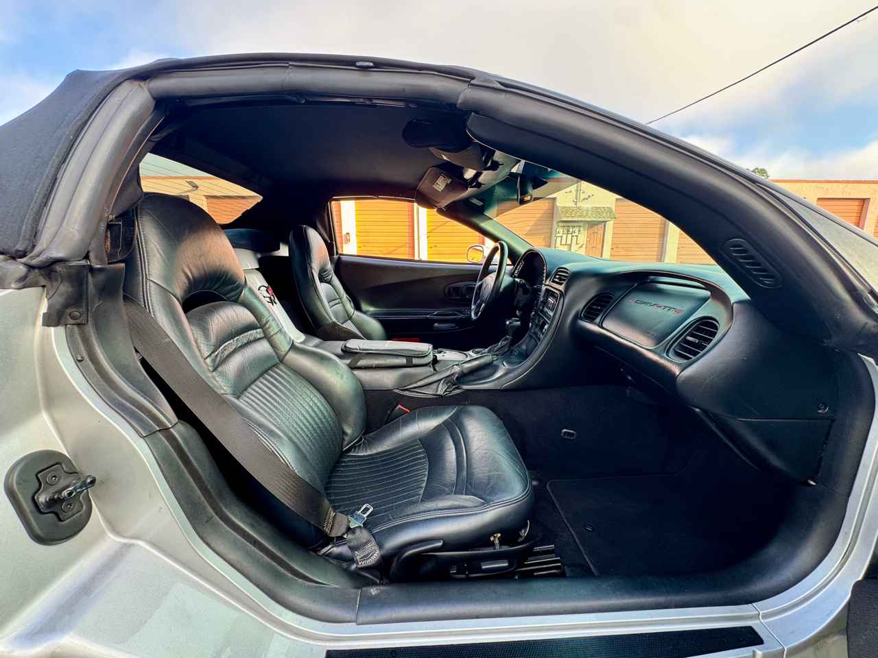 Chevrolet Corvette 2dr Convertible 2002