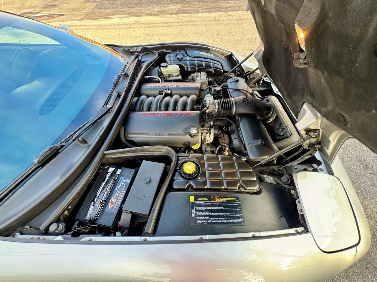 Chevrolet Corvette 2dr Convertible 2002