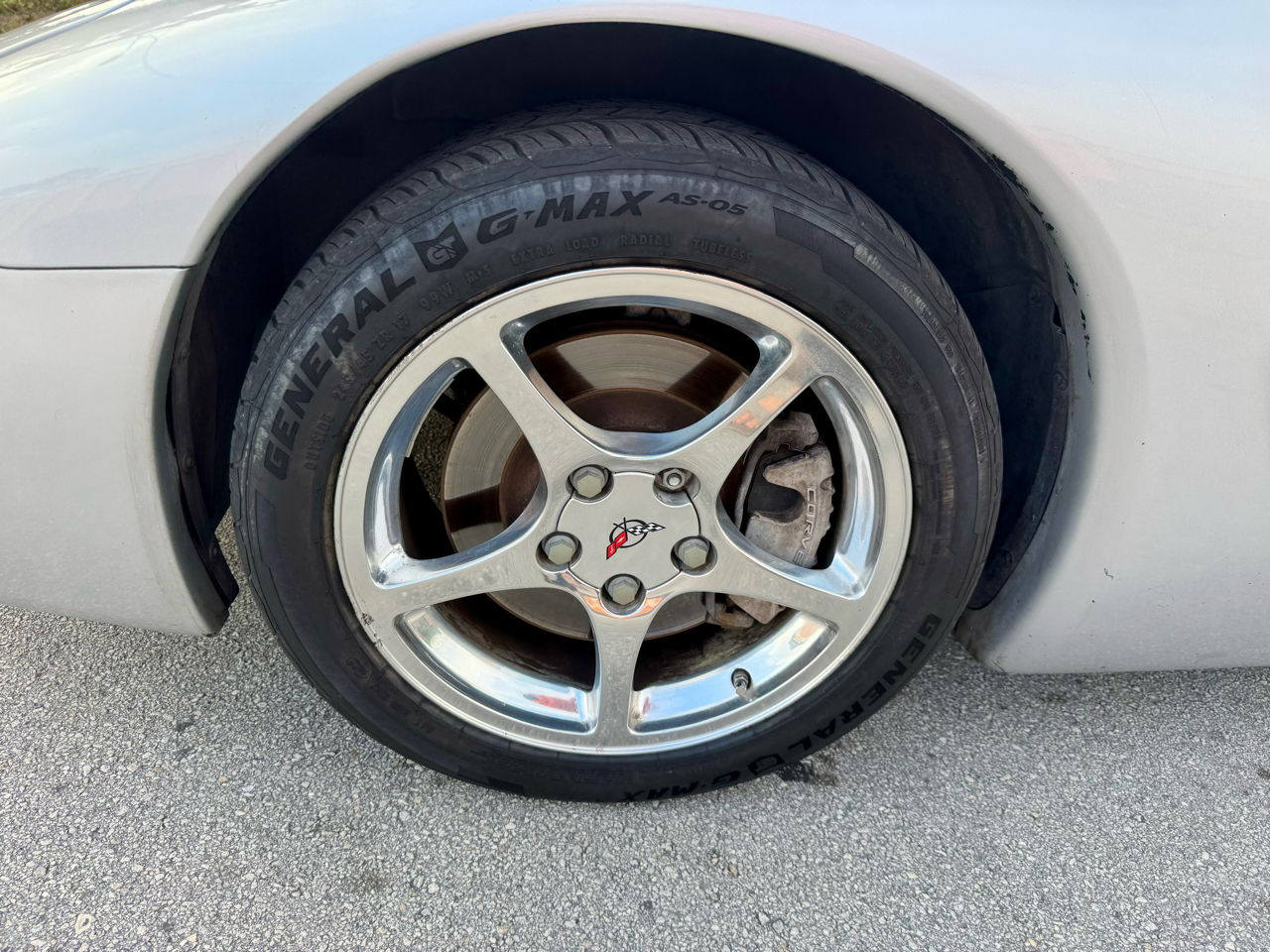 Chevrolet Corvette 2dr Convertible 2002