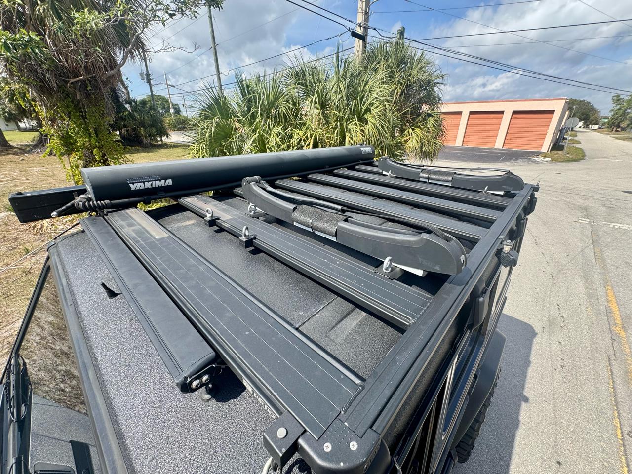 Mercedes-Benz G-Class  2012