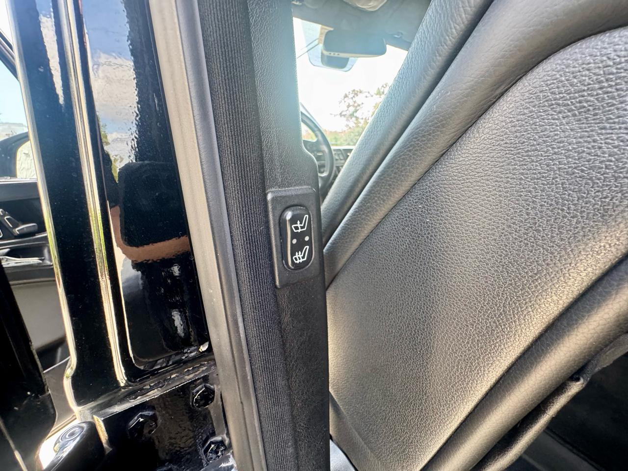 Mercedes-Benz G-Class  2012