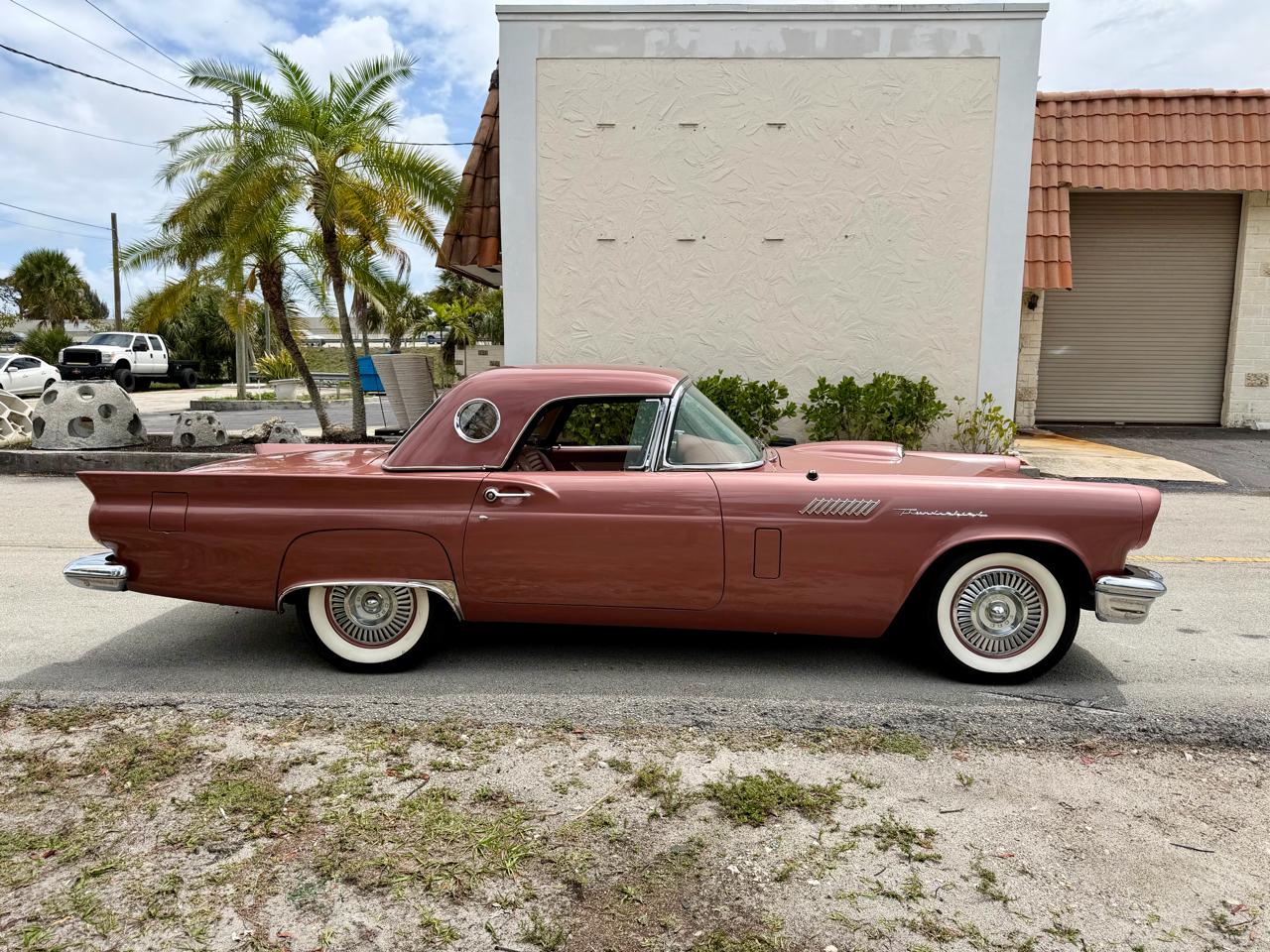 Ford Thunderbird 2dr Conv w/Hardtop Premium 1957