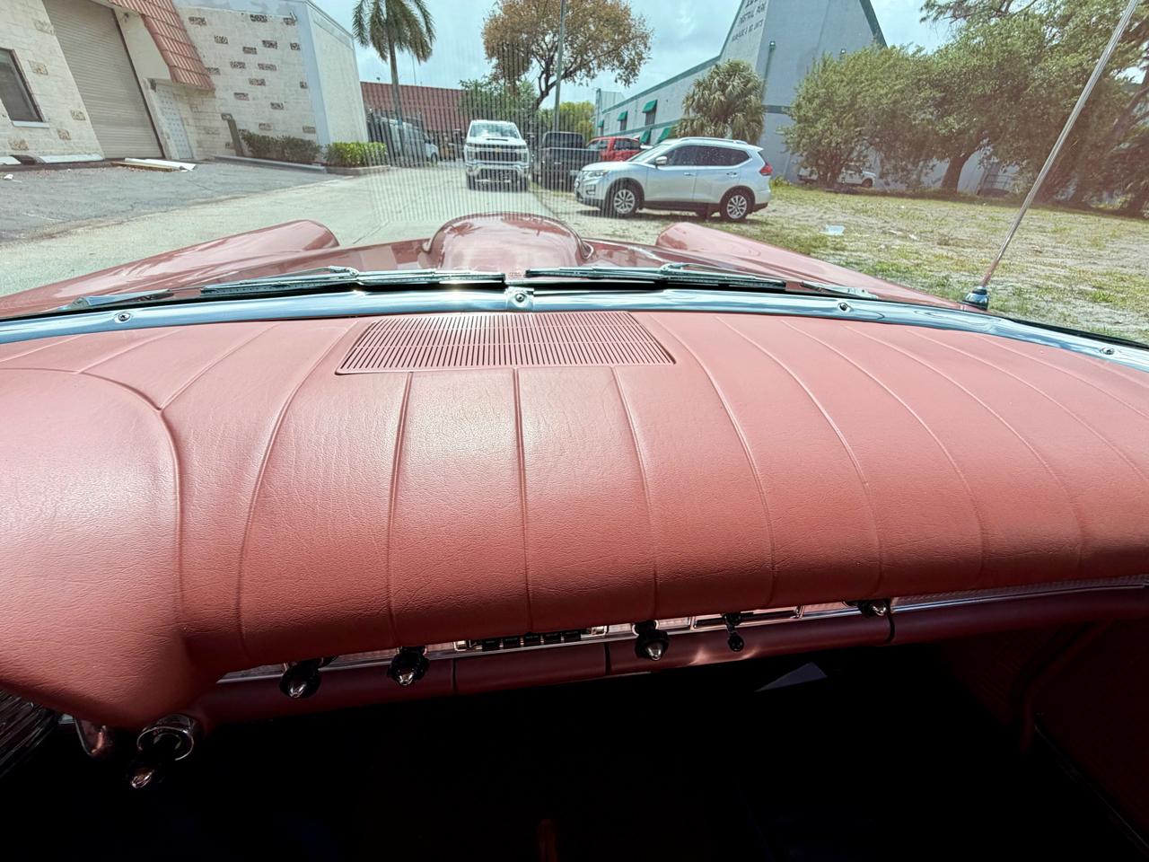 Ford Thunderbird 2dr Conv w/Hardtop Premium 1957