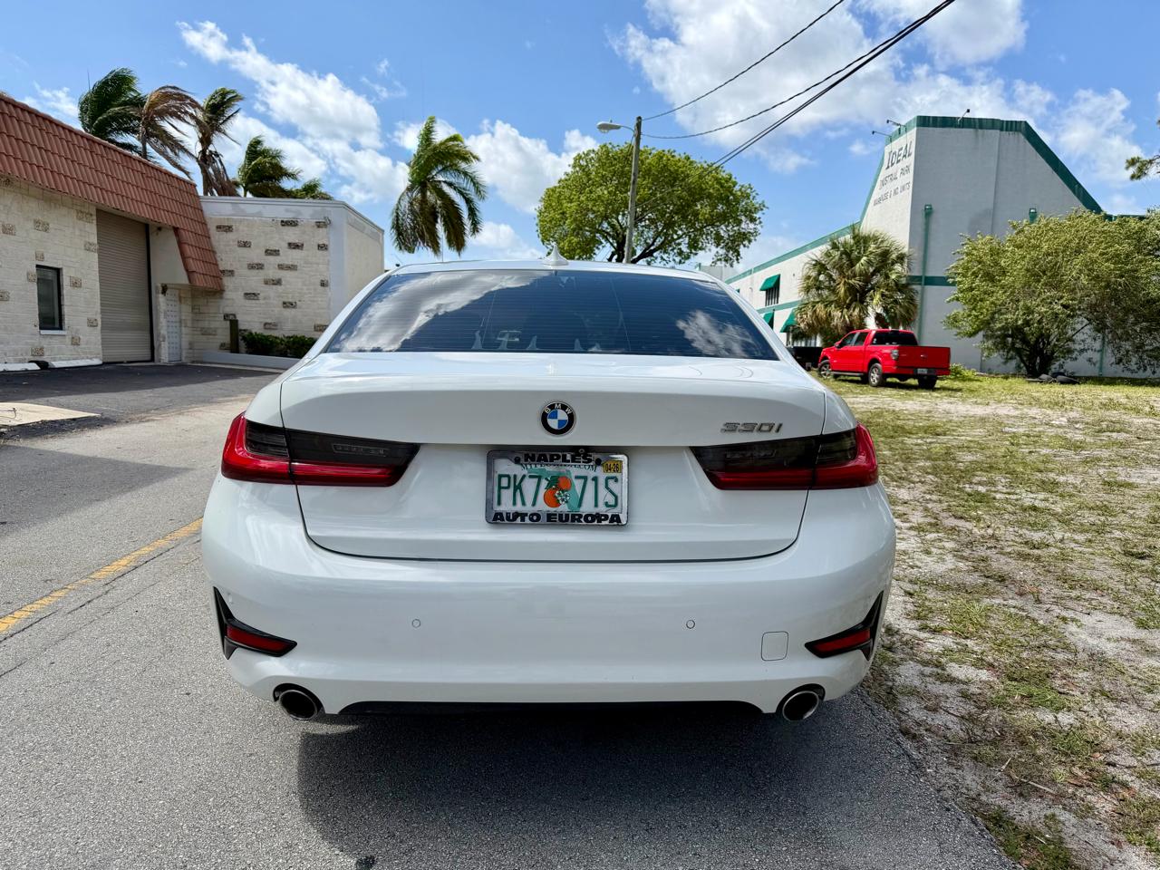 BMW 3-Series  2019