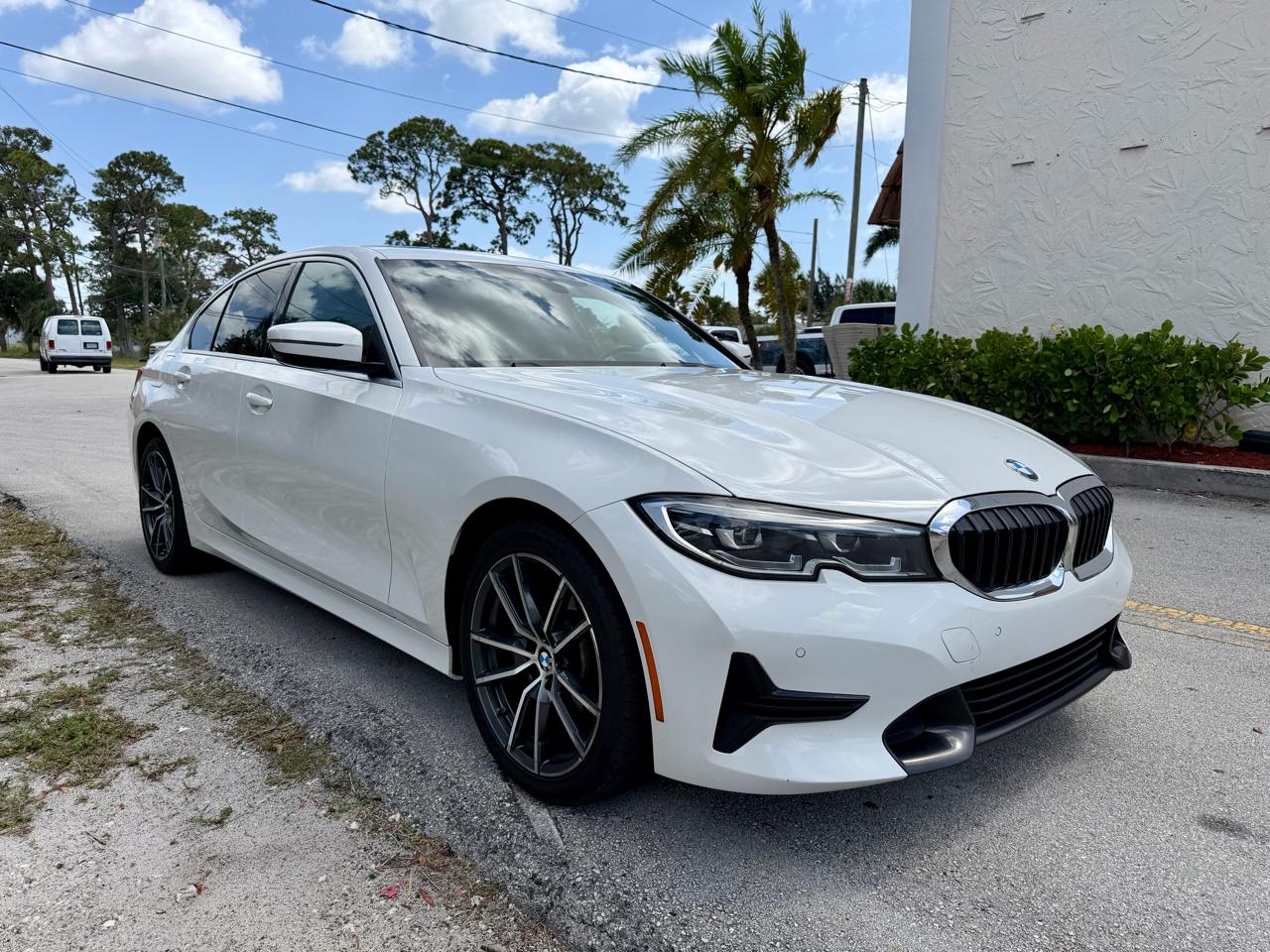 BMW 3-Series  2019