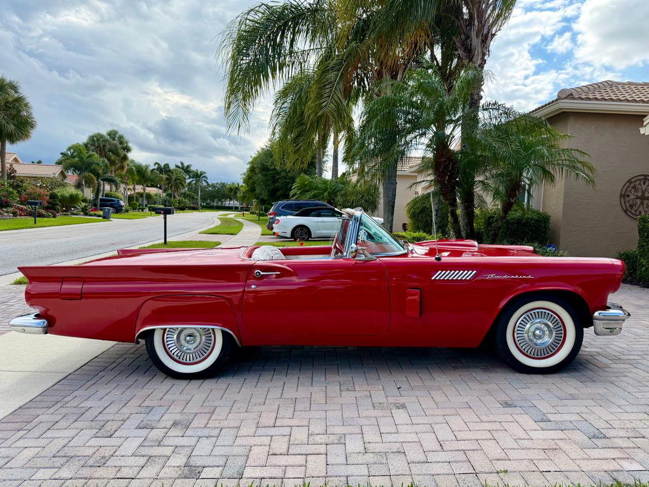 Ford Thunderbird  1957