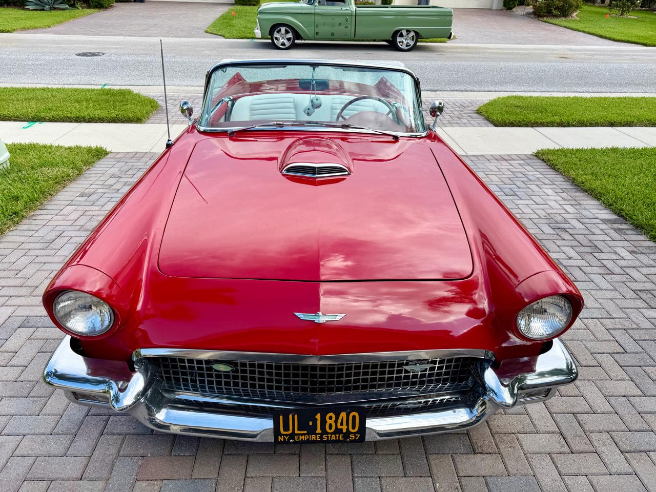 Ford Thunderbird  1957