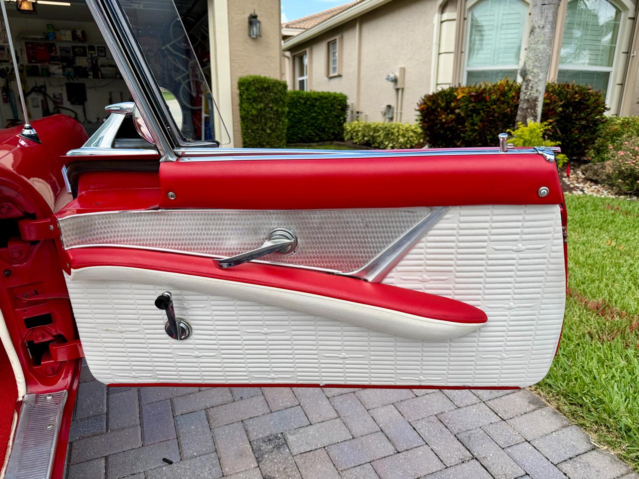 Ford Thunderbird  1957
