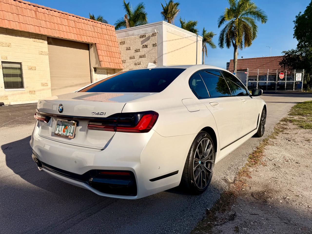 BMW 7-Series  2020