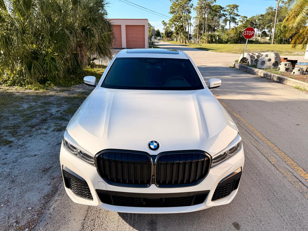 BMW 7-Series  2020