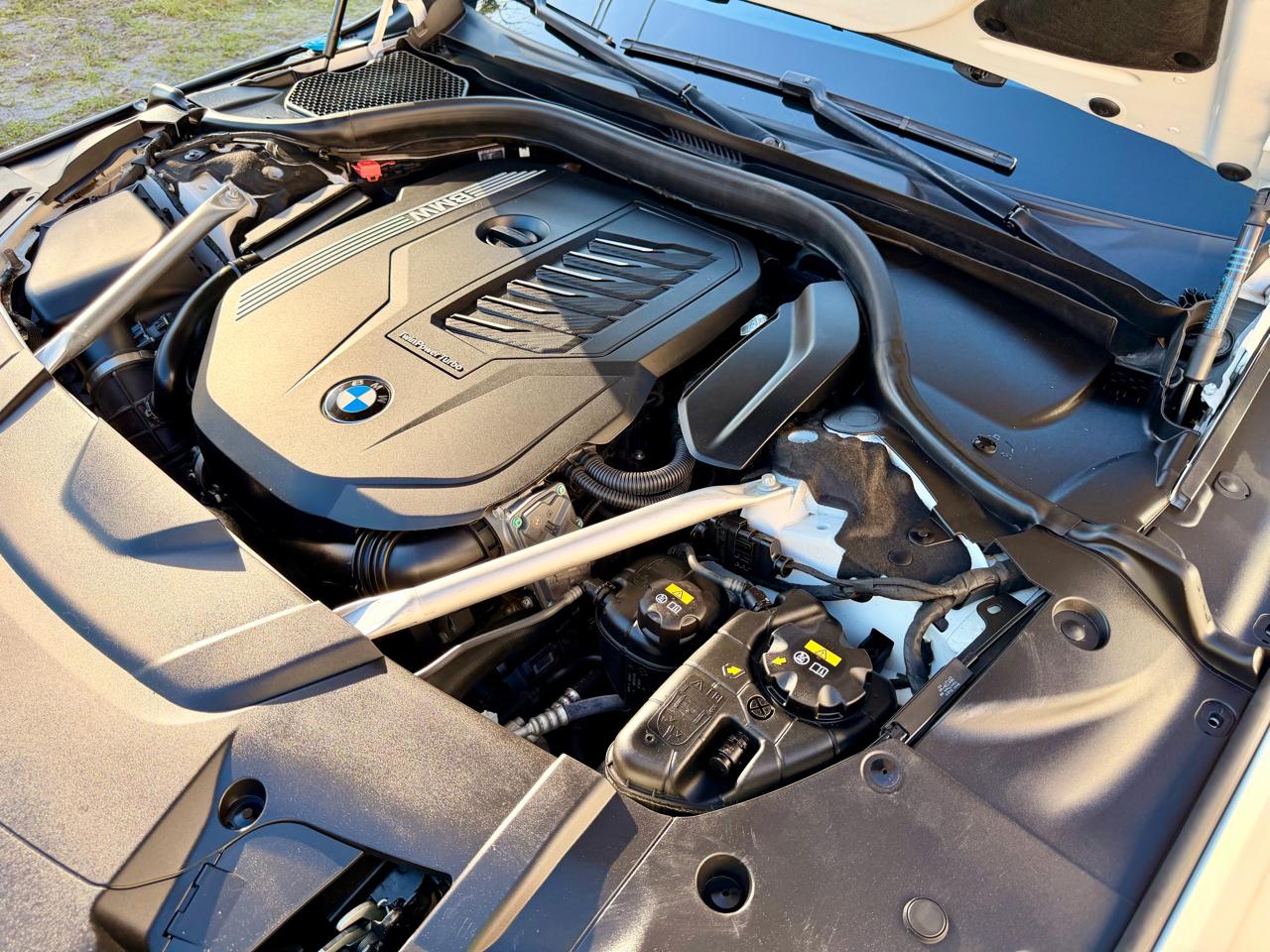 BMW 7-Series  2020