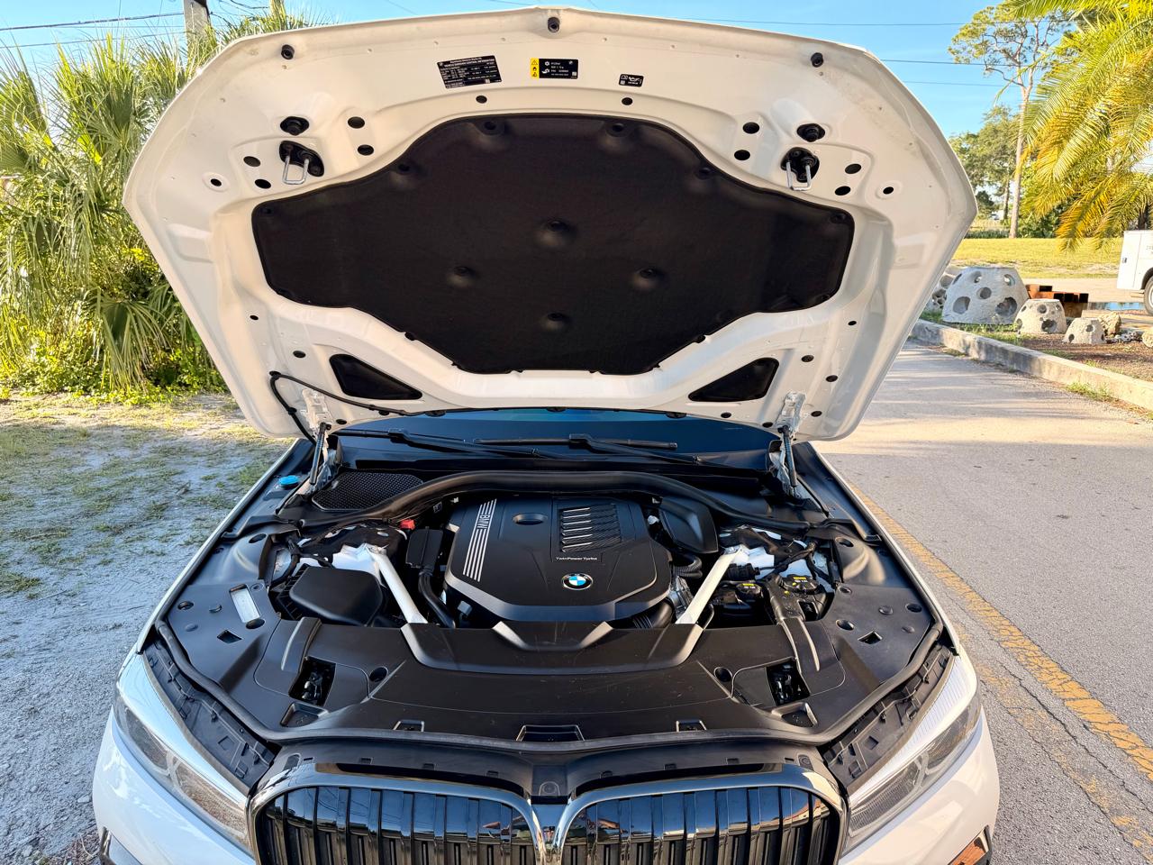 BMW 7-Series  2020