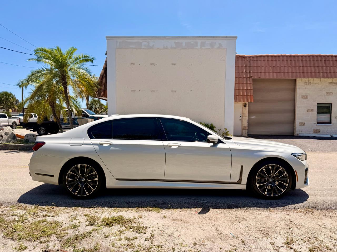 BMW 7-Series  2020