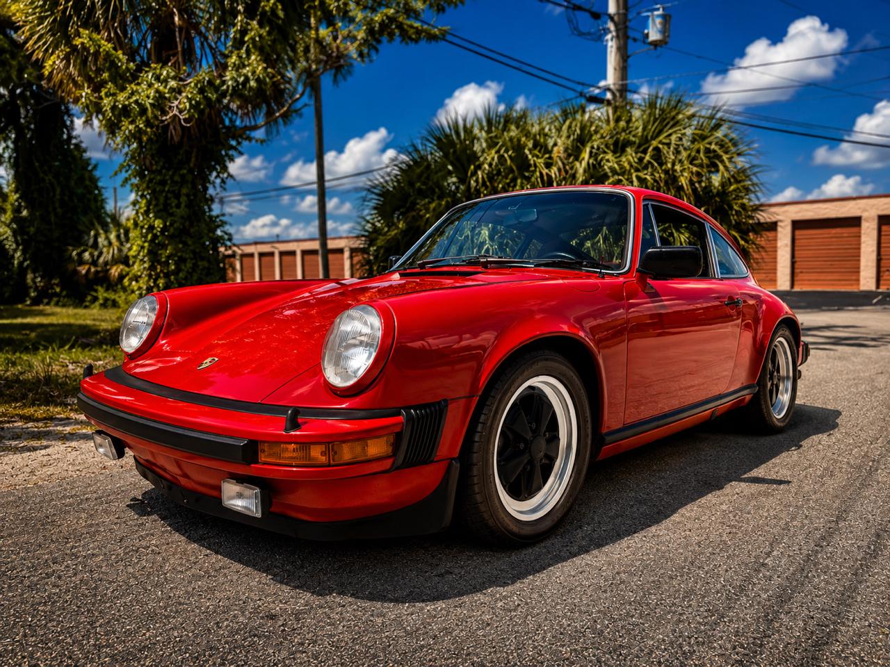 1977 Porsche 911 Carrera 3.0 2dr Coupe 5-Spd