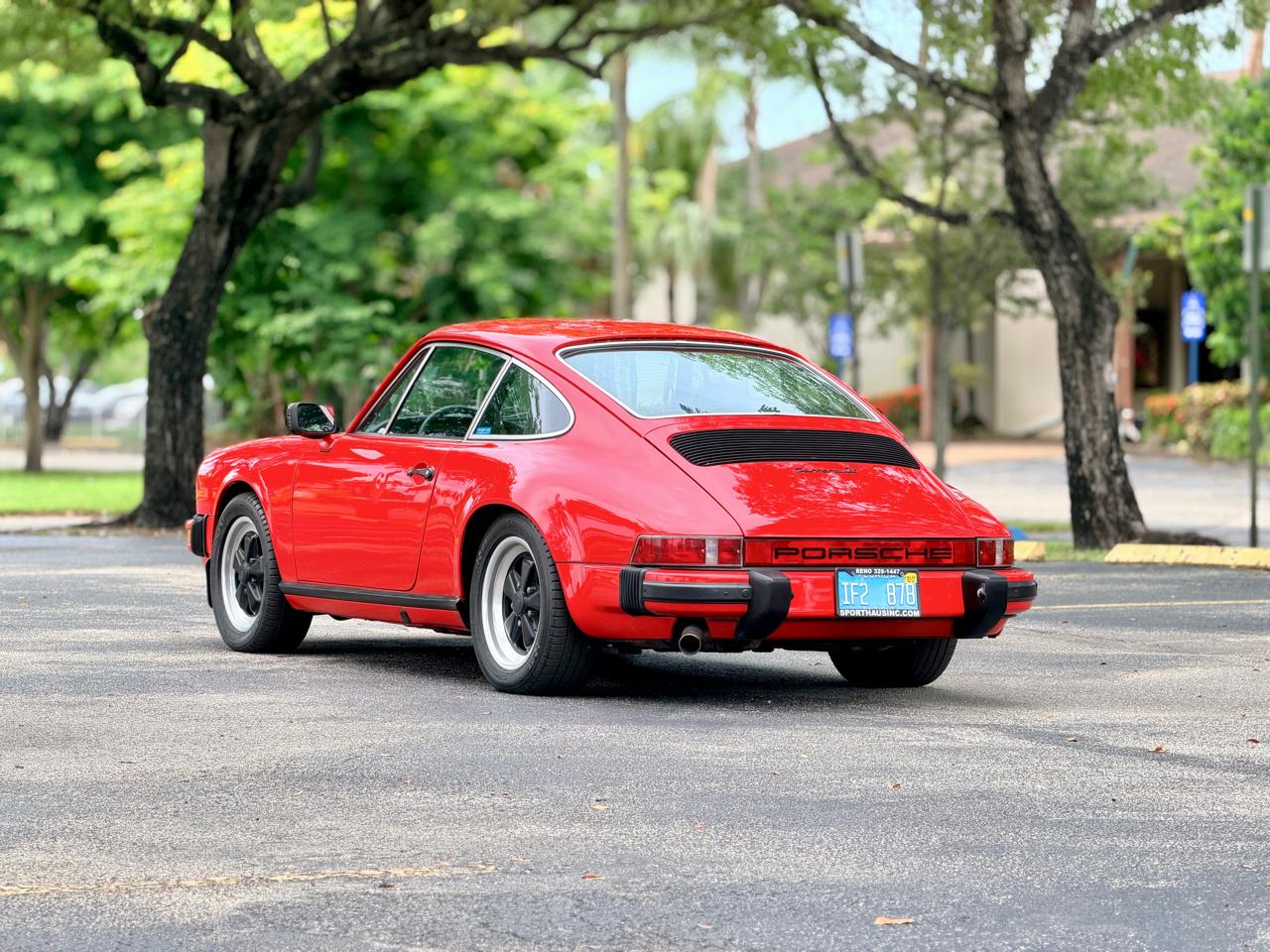 Porsche 911 Carrera  1977