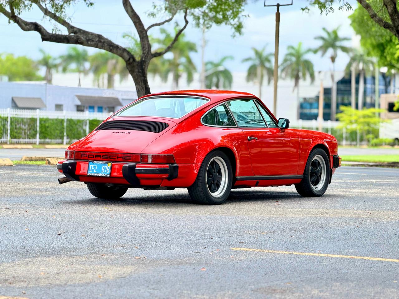 Porsche 911 Carrera  1977