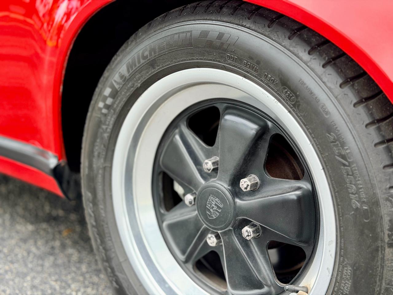 Porsche 911 Carrera  1977