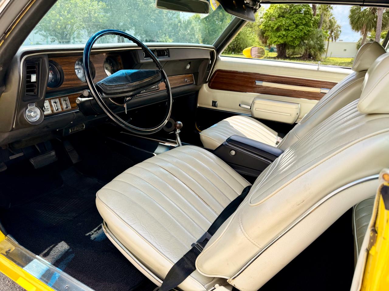 Oldsmobile Cutlass Supreme 2dr Convertible 1971