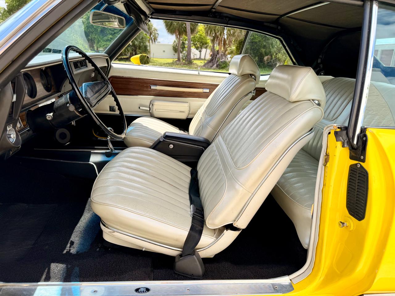 Oldsmobile Cutlass Supreme 2dr Convertible 1971