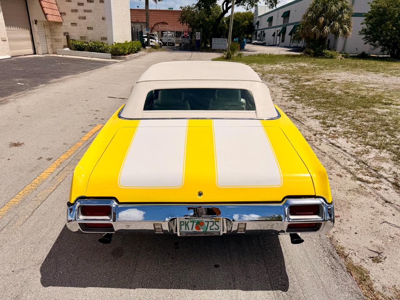 Oldsmobile Cutlass Supreme 2dr Convertible 1971