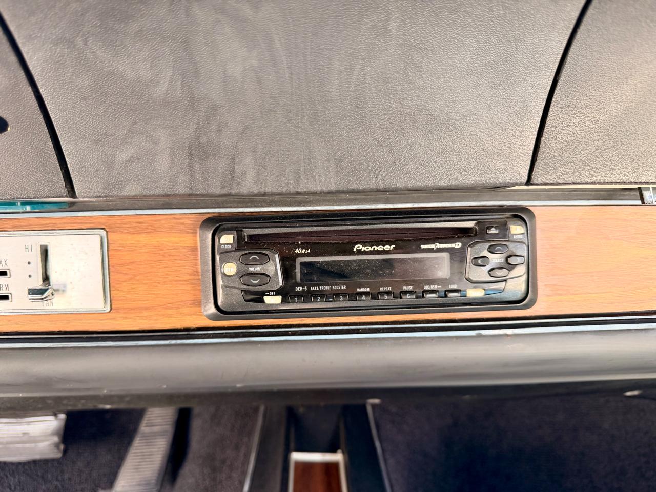 Oldsmobile Cutlass Supreme 2dr Convertible 1971