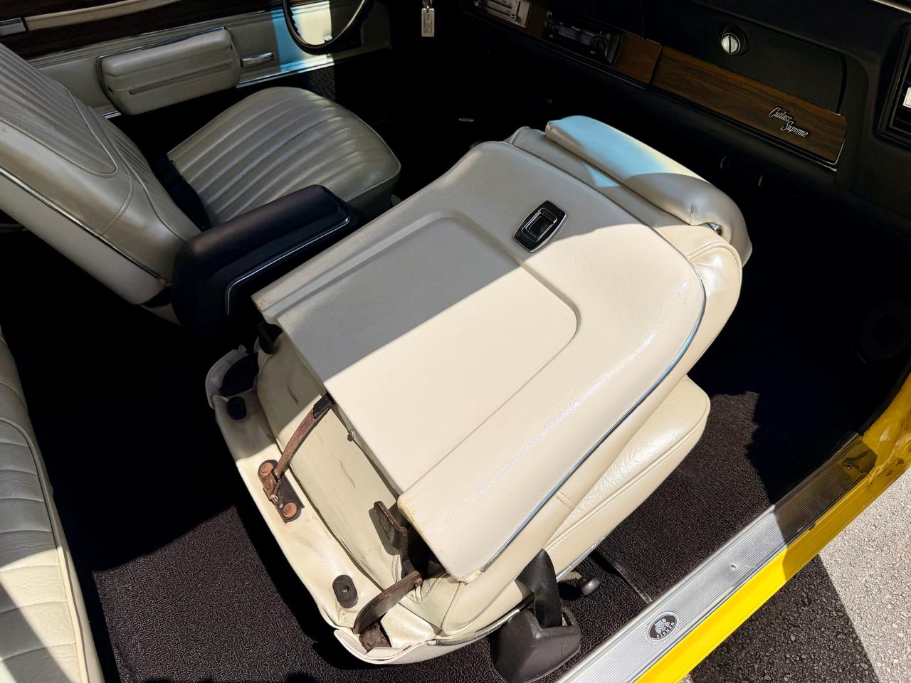 Oldsmobile Cutlass Supreme 2dr Convertible 1971