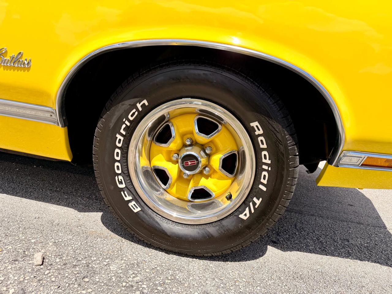 Oldsmobile Cutlass Supreme 2dr Convertible 1971