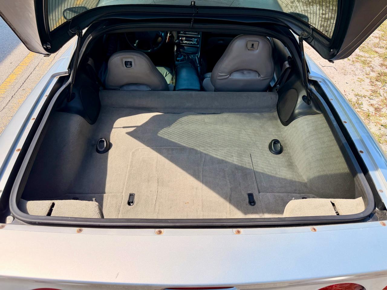Chevrolet Corvette  1998