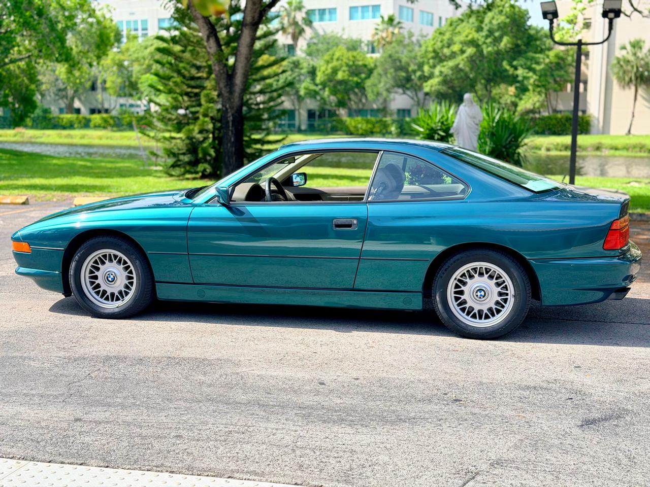 BMW 8-Series 850Ci 1993