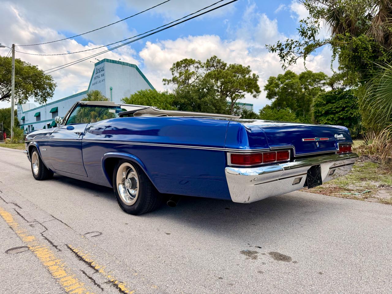 Chevrolet Impala SS  1966