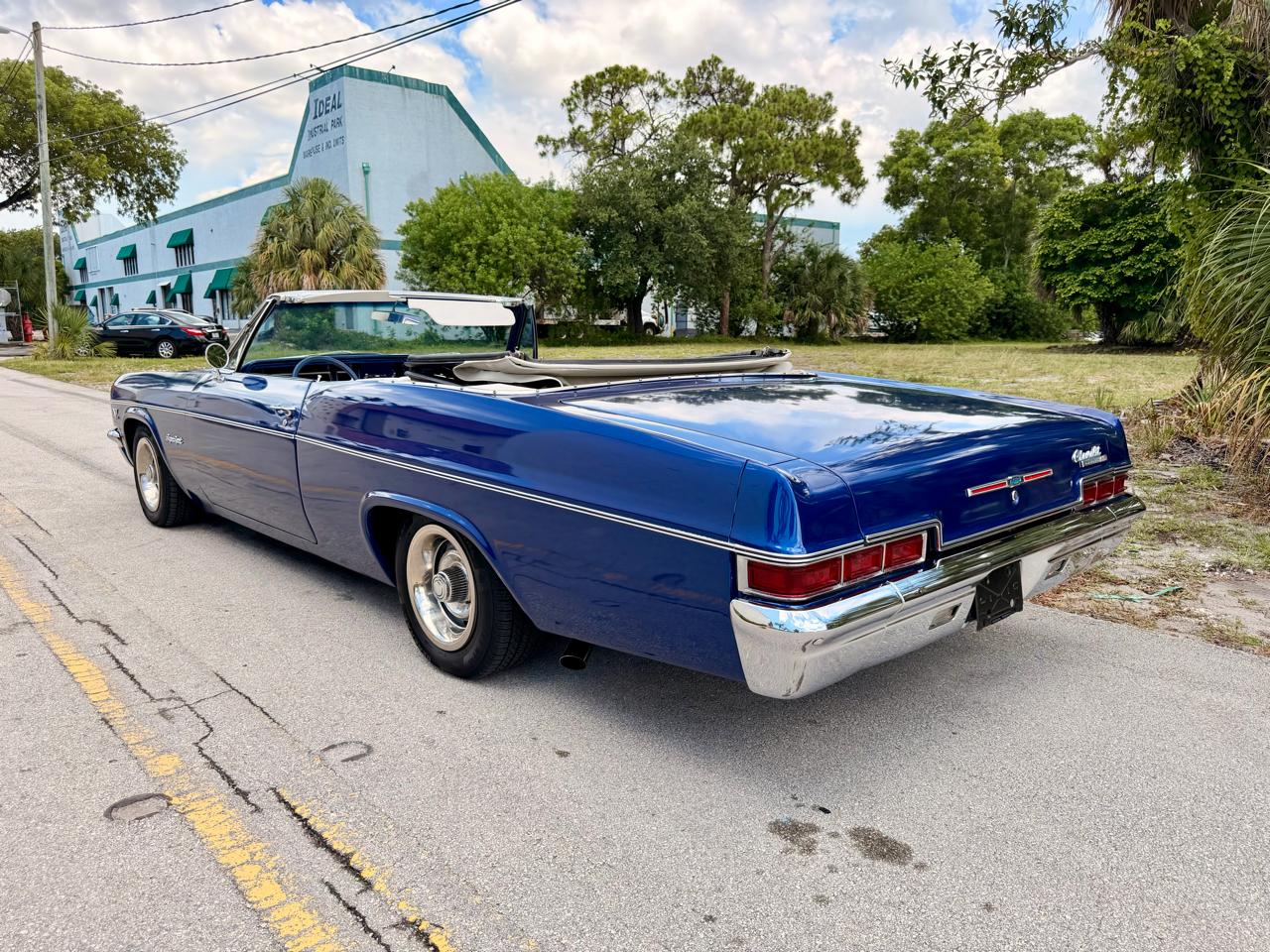 Chevrolet Impala SS  1966