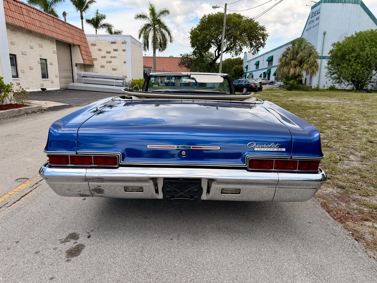 Chevrolet Impala SS  1966