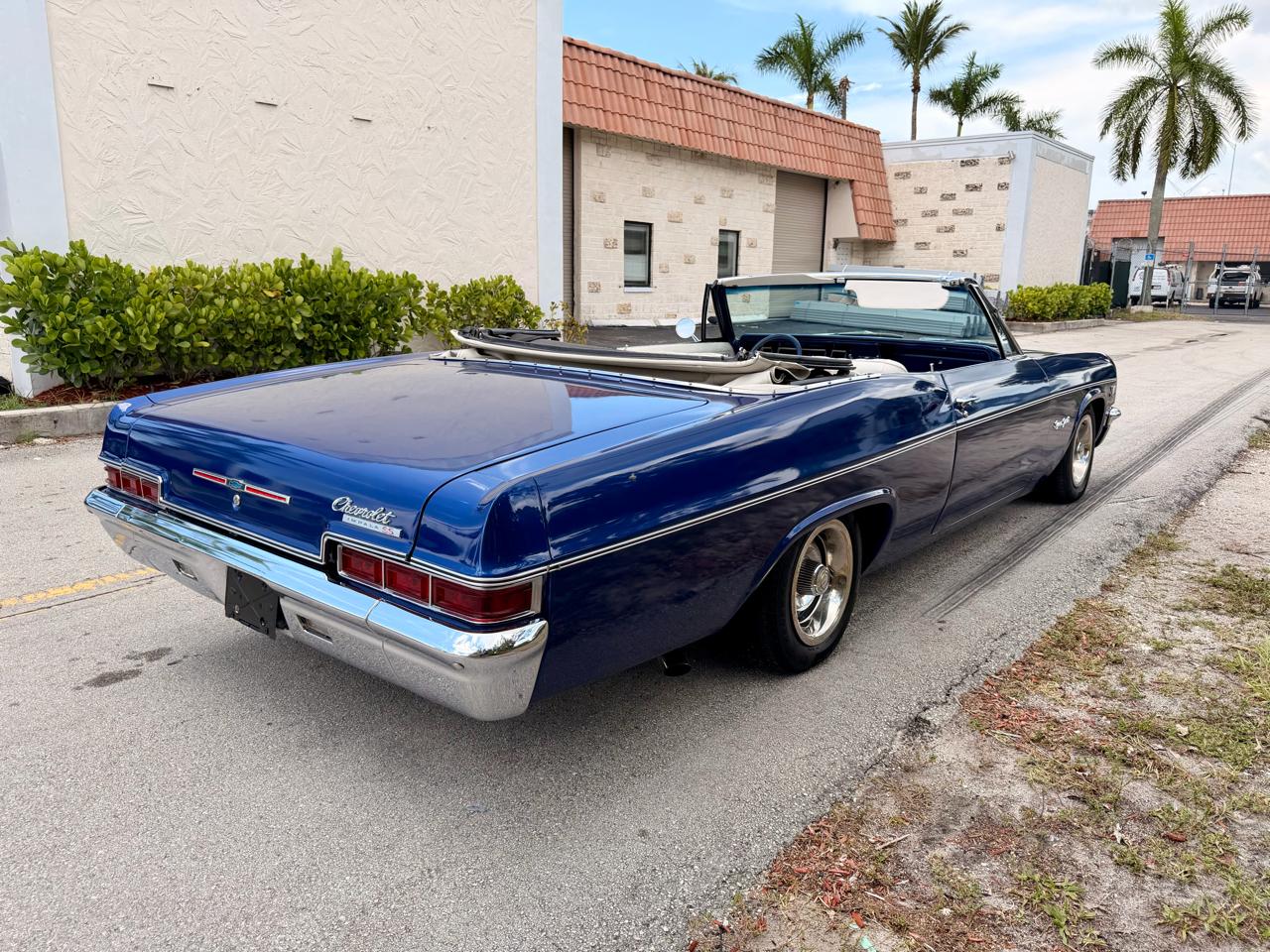 Chevrolet Impala SS  1966