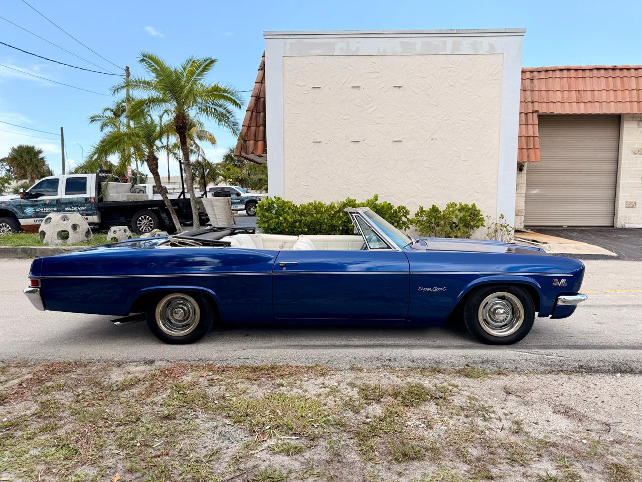 Chevrolet Impala SS  1966