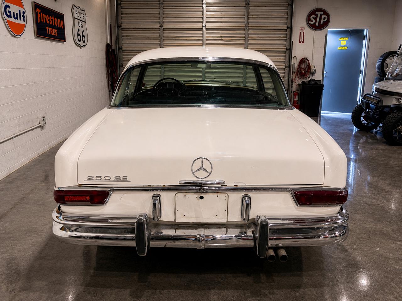 Mercedes-Benz 250 SE  1968