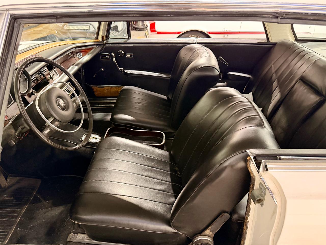 Mercedes-Benz 250 SE  1968