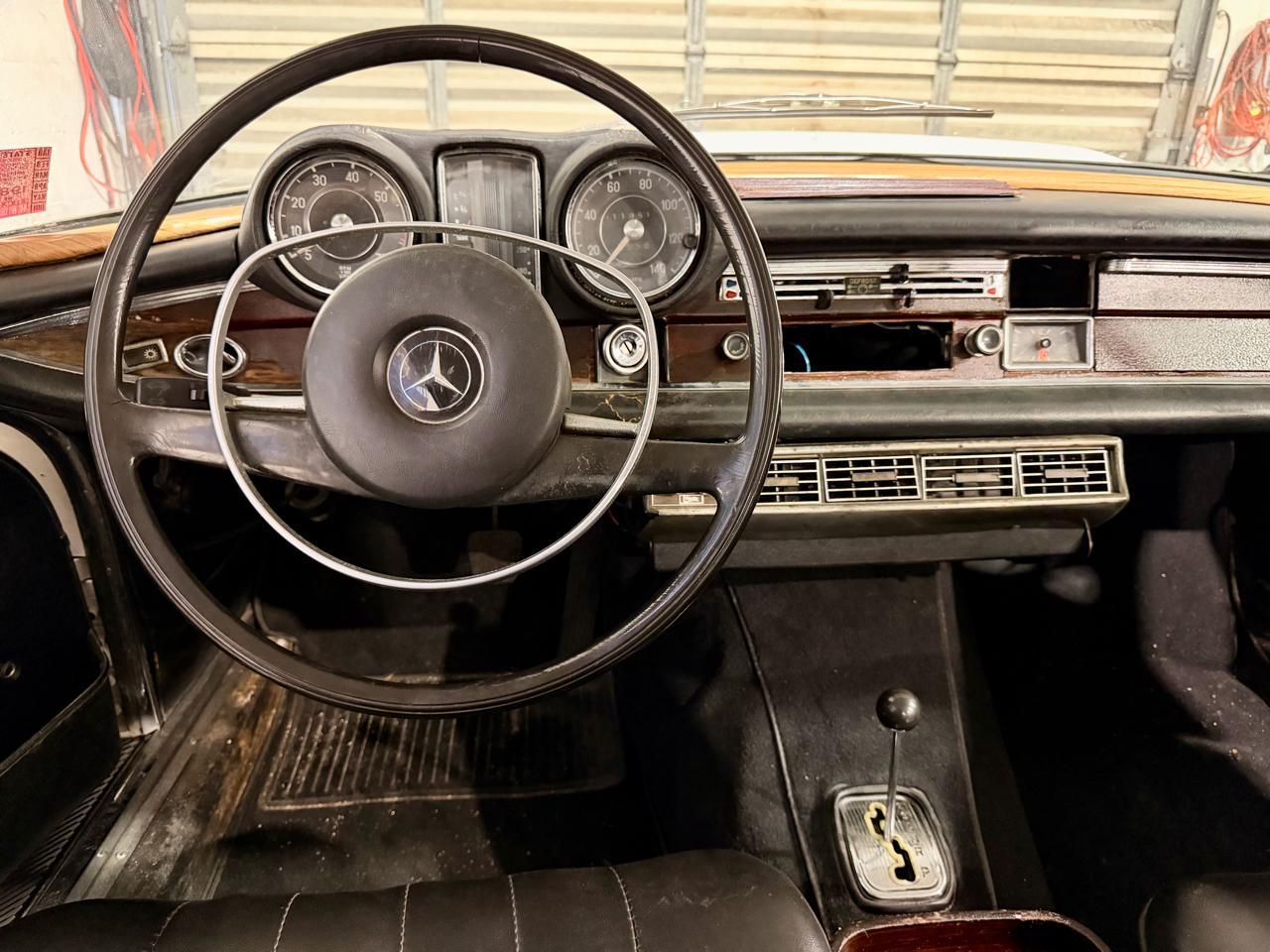 Mercedes-Benz 250 SE  1968