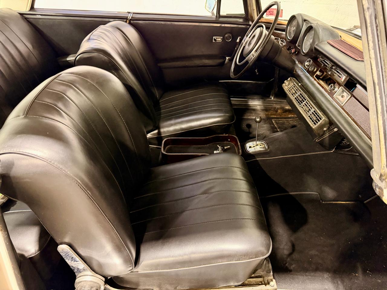 Mercedes-Benz 250 SE  1968