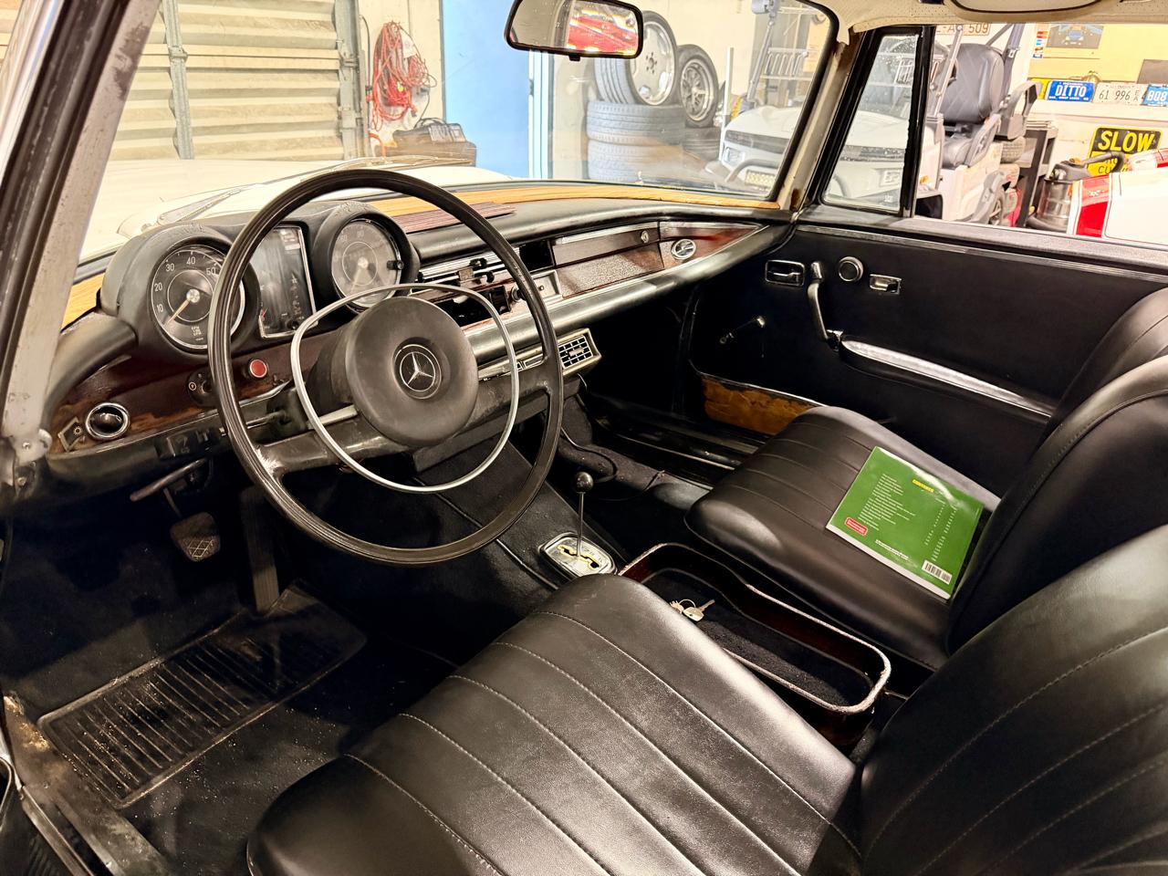 Mercedes-Benz 250 SE  1968
