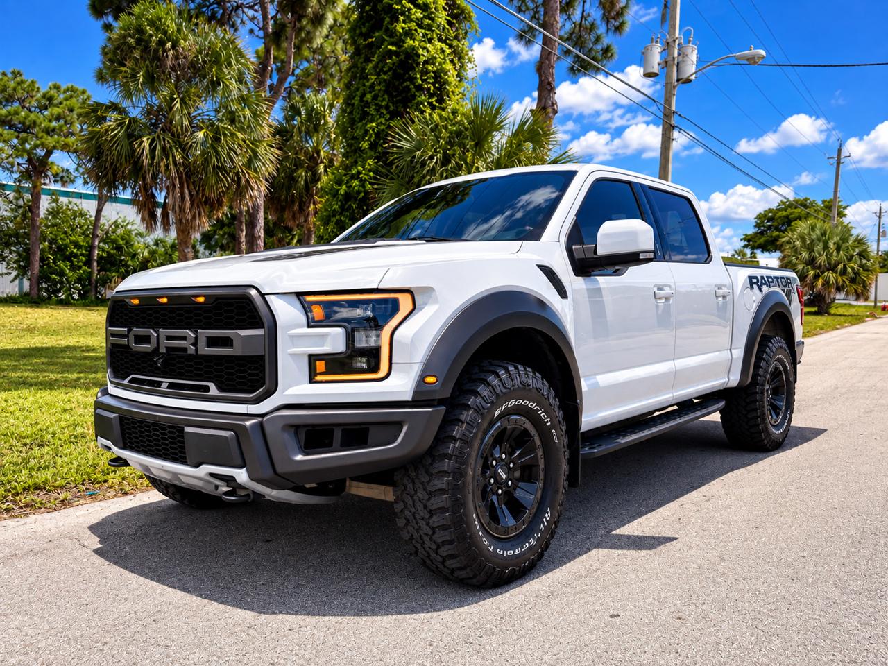 2018 Ford F-150 Raptor SuperCrew 4WD