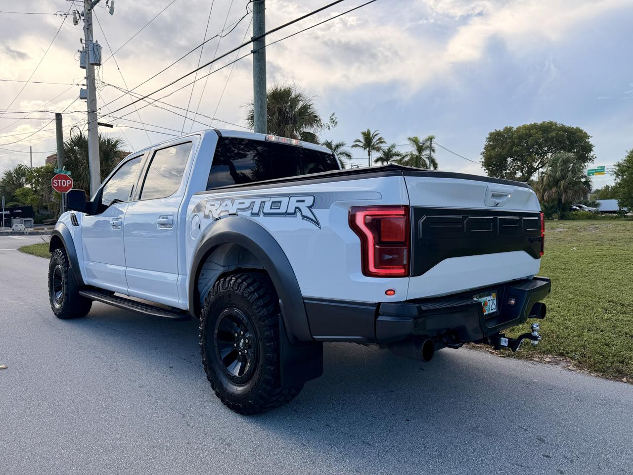 Ford F-150 Raptor SuperCrew 4WD 2018